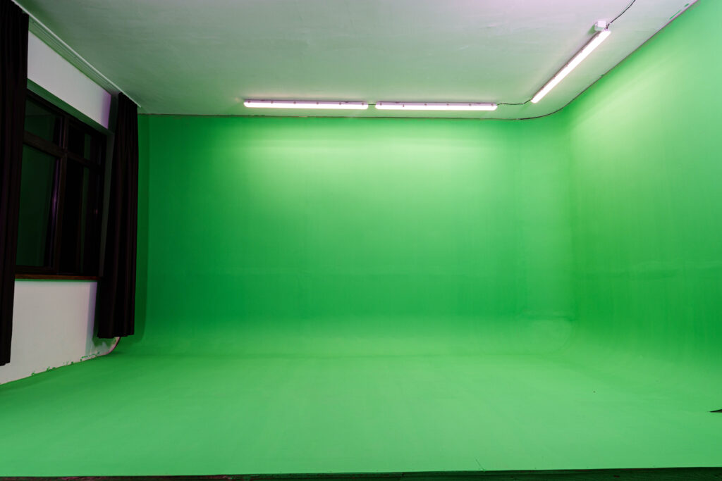 фотостудио Варна – зелено платно, хромакей, зелена циклорама